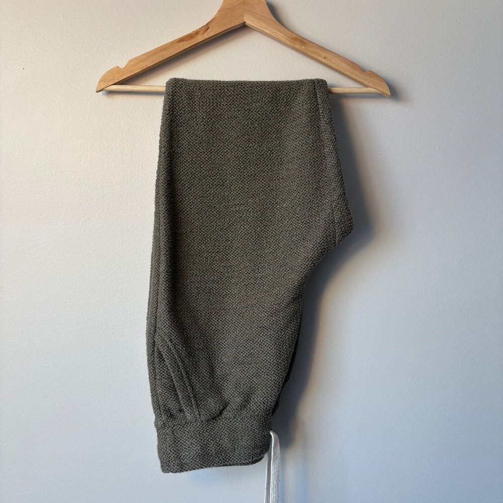 OFFLINE By Aerie Snowday Jogger Size Small